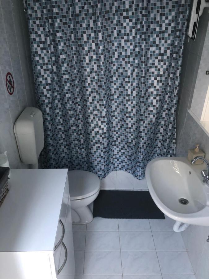 דירות Small Cosy House Lávrion מראה חיצוני תמונה